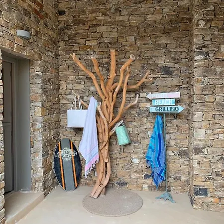 فيلة Soros Beach Villa, *
