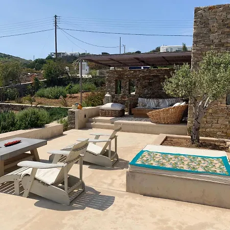 Soros Beach Villa, *