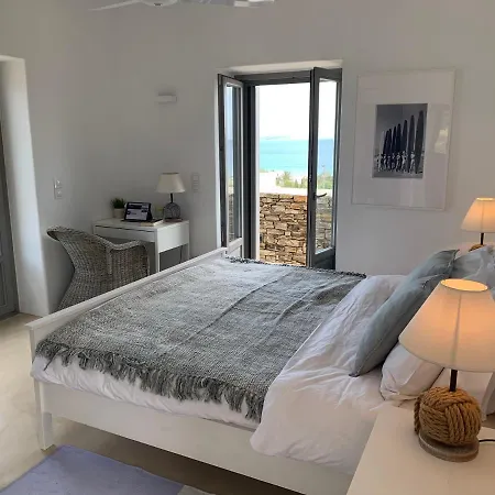 Soros Beach Villa, فيلة أنديباروس
