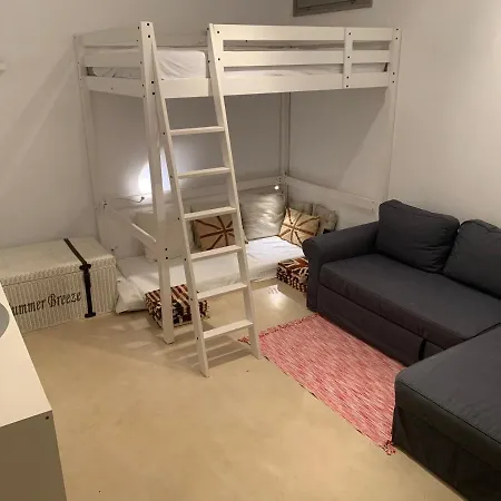 Soros Beach Villa, فيلة أنديباروس