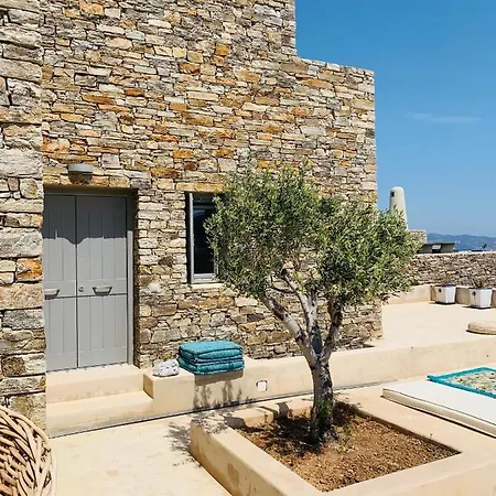 فيلة Soros Beach Villa, *