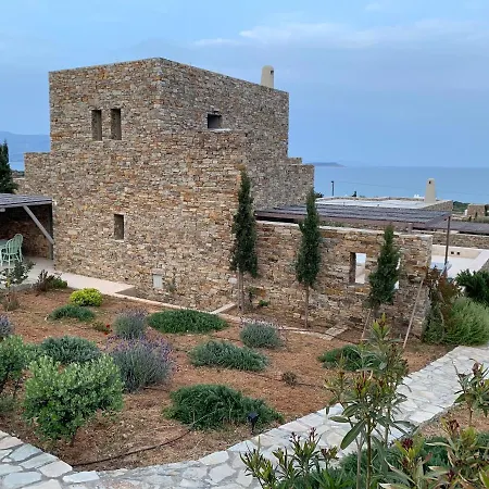 Villa Soros Beach Villa, *